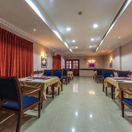 Kallada Hotels And Resorts Thrissur Exterior photo